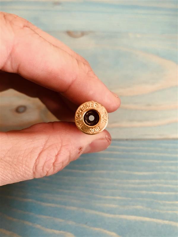 Handloading Deprimed Case-min