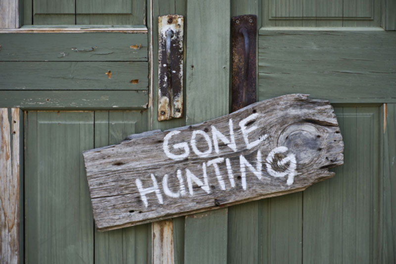 US-Hunting-Seasons-by-State-Door-sign-reads-Gone-Hunting